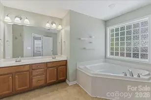 12240 Fullerton Ct, Charlotte, NC 28214 - Photo 24
