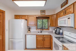 524 Three Mile Knob Rd, Pisgah Forest, NC 28768 - Photo 20