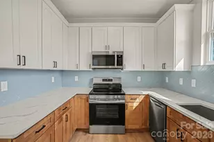 2905 Clyde Dr NE, Charlotte, NC 28208 - Photo 2