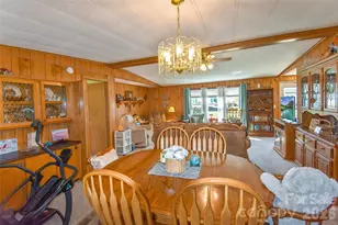 222 Cranbrook Cir, Hendersonville, NC 28792 - Photo 8