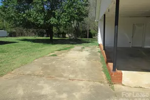 1330 Davis Rd, Lincolnton, NC 28092 - Photo 22