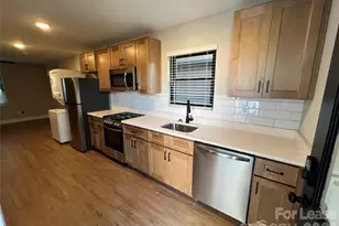 412 N 4th St, Albemarle, NC 28001 - Photo 2