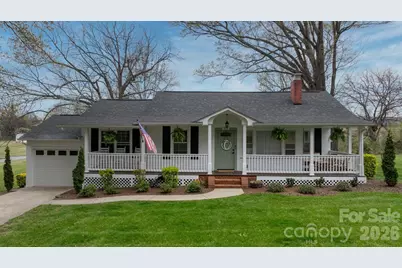 208 S 1st Avenue, Maiden, NC 28650 - Photo 1