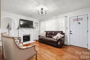 208 S 1st Ave, Maiden, NC 28650 - Photo 6