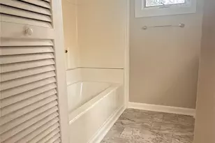 85 Pennwood Ln, Hendersonville, NC 28739 - Photo 16