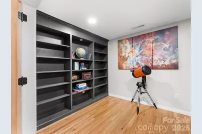 625 Lenox Place, Hendersonville, NC 28739 - Photo 26