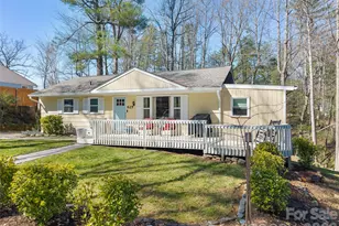 625 Lenox Pl, Hendersonville, NC 28739 - Photo 34