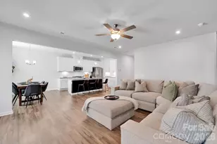 6409 Alanbrook Rd, Charlotte, NC 28215 - Photo 14