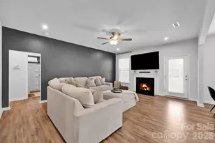 6409 Alanbrook Rd, Charlotte, NC 28215 - Photo 12