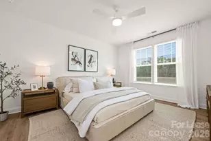 1018 Fairway Green Ln, Charlotte, NC 28216 - Photo 14