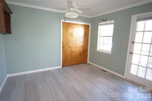 615 Hillcrest St, Charlotte, NC 28206 - Photo 6