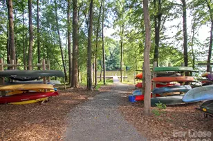 8156 Merryvale Ln, Charlotte, NC 28214 - Photo 36