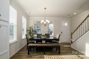 8156 Merryvale Ln, Charlotte, NC 28214 - Photo 6