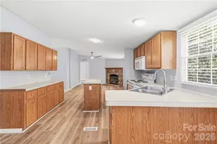 248 Mulberry Park Rd, North Wilkesboro, NC 28659 - Photo 8