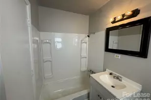 337 Laurel St, Hudson, NC 28638 - Photo 4