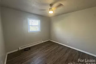 337 Laurel St, Hudson, NC 28638 - Photo 6