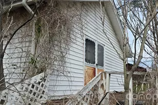 1114 Regal Pl NW, Lenoir, NC 28645 - Photo 8