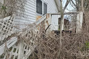 1114 Regal Pl NW, Lenoir, NC 28645 - Photo 10