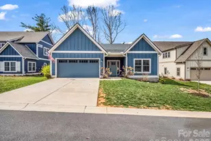 204 Weybridge Dr, Arden, NC 28704 - Photo 2