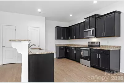 9104 Maidenhair Court, Charlotte, NC 28215 - Photo 18