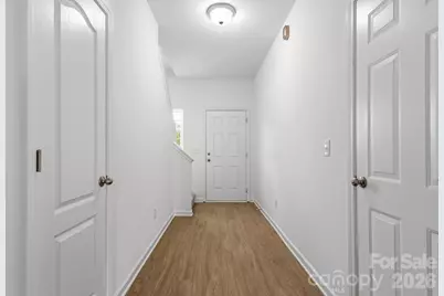 9104 Maidenhair Court, Charlotte, NC 28215 - Photo 2