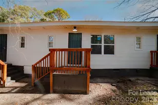 5113 Higgins St, Fayetteville, NC 28303 - Photo 2