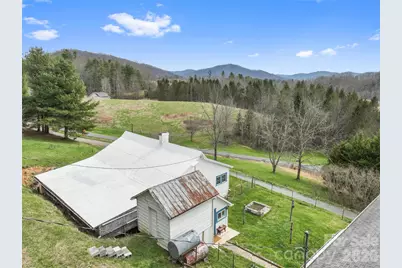 138 Robert Phillips Road, Bakersville, NC 28705 - Photo 2