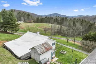 138 Robert Phillips Rd, Bakersville, NC 28705 - Photo 2