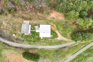 138 Robert Phillips Rd, Bakersville, NC 28705 - Photo 36