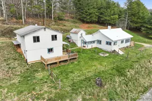138 Robert Phillips Rd, Bakersville, NC 28705 - Photo 2