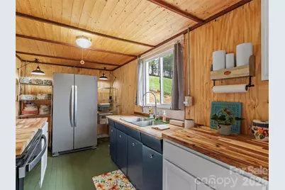 138 Robert Phillips Road, Bakersville, NC 28705 - Photo 12