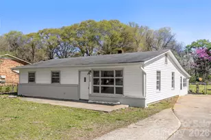 114 Sunrise Cir, Shelby, NC 28150 - Photo 2