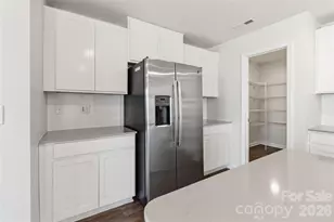 2801 Oldfield Dr, Monroe, NC 28110 - Photo 10