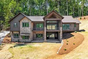 246 Northview Dr, Hendersonville, NC 28791 - Photo 2