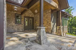 246 Northview Dr, Hendersonville, NC 28791 - Photo 4