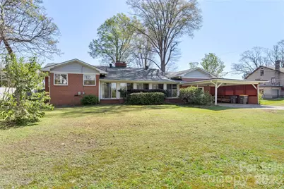 2108 S Cannon Boulevard, Kannapolis, NC 28083 - Photo 6