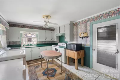 2108 S Cannon Boulevard, Kannapolis, NC 28083 - Photo 18