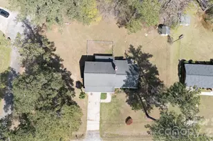 300 Carlisle Ave, Winnsboro, SC 29180 - Photo 34