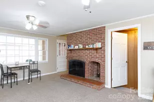 300 Carlisle Ave, Winnsboro, SC 29180 - Photo 8