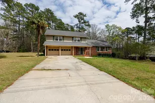 300 Carlisle Ave, Winnsboro, SC 29180 - Photo 4