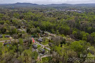 202 Clark St, Morganton, NC 28655 - Photo 2