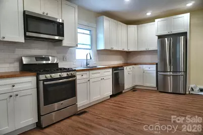 415 E Georgia Avenue, Bessemer City, NC 28016 - Photo 6