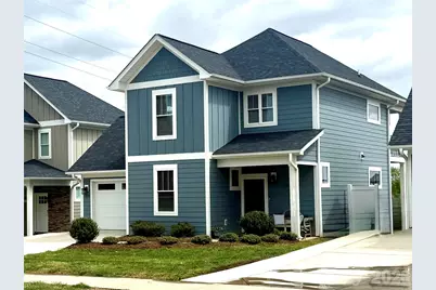 2636 2nd Street NE, Hickory, NC 28601 - Photo 2