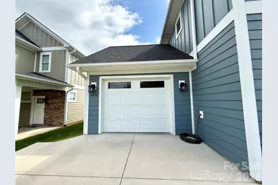 2636 2nd Street NE, Hickory, NC 28601 - Photo 44