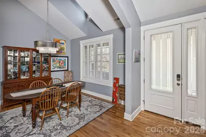 37 Creekside View Drive, Asheville, NC 28804 - Photo 4