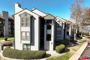 18851 Vineyard Point Ln, Cornelius, NC 28031 - Photo 10