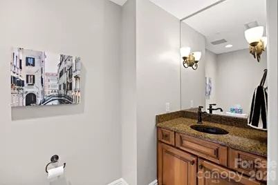 520 E Martin Luther King Boulevard, Charlotte, NC 28202 - Photo 16