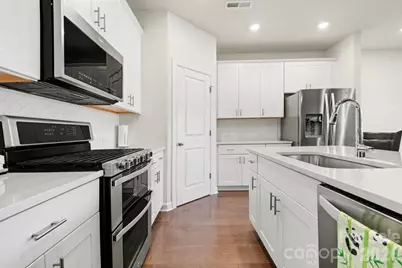 11416 Solstice Way, Huntersville, NC 28078 - Photo 2