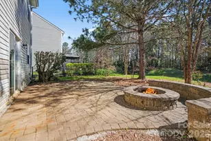 7202 Kinley Commons Ln, Charlotte, NC 28278 - Photo 32