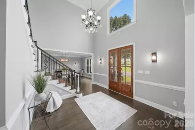 3916 2nd Street Drive NW, Hickory, NC 28601 - Photo 6